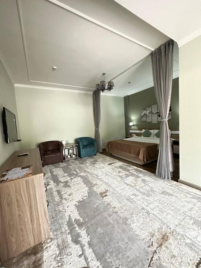 Gоlden Dragon Villa Hotel Bishkek Exterior photo